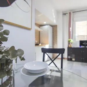 Rentalsevilla Sol Apartamento Sevilla